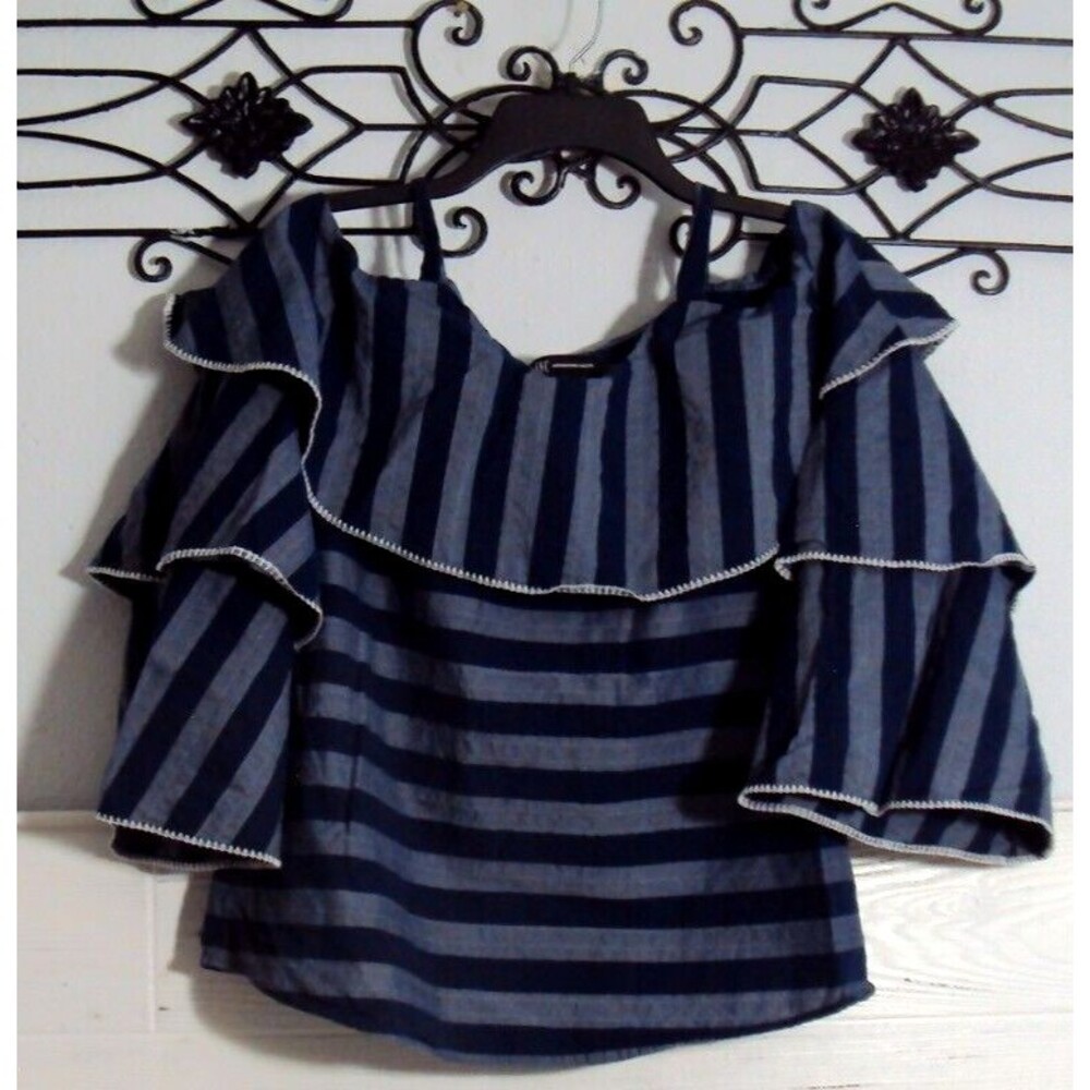 I.N.C International Concepts Top Size S Long Slit Sleeve Multicolored Striped